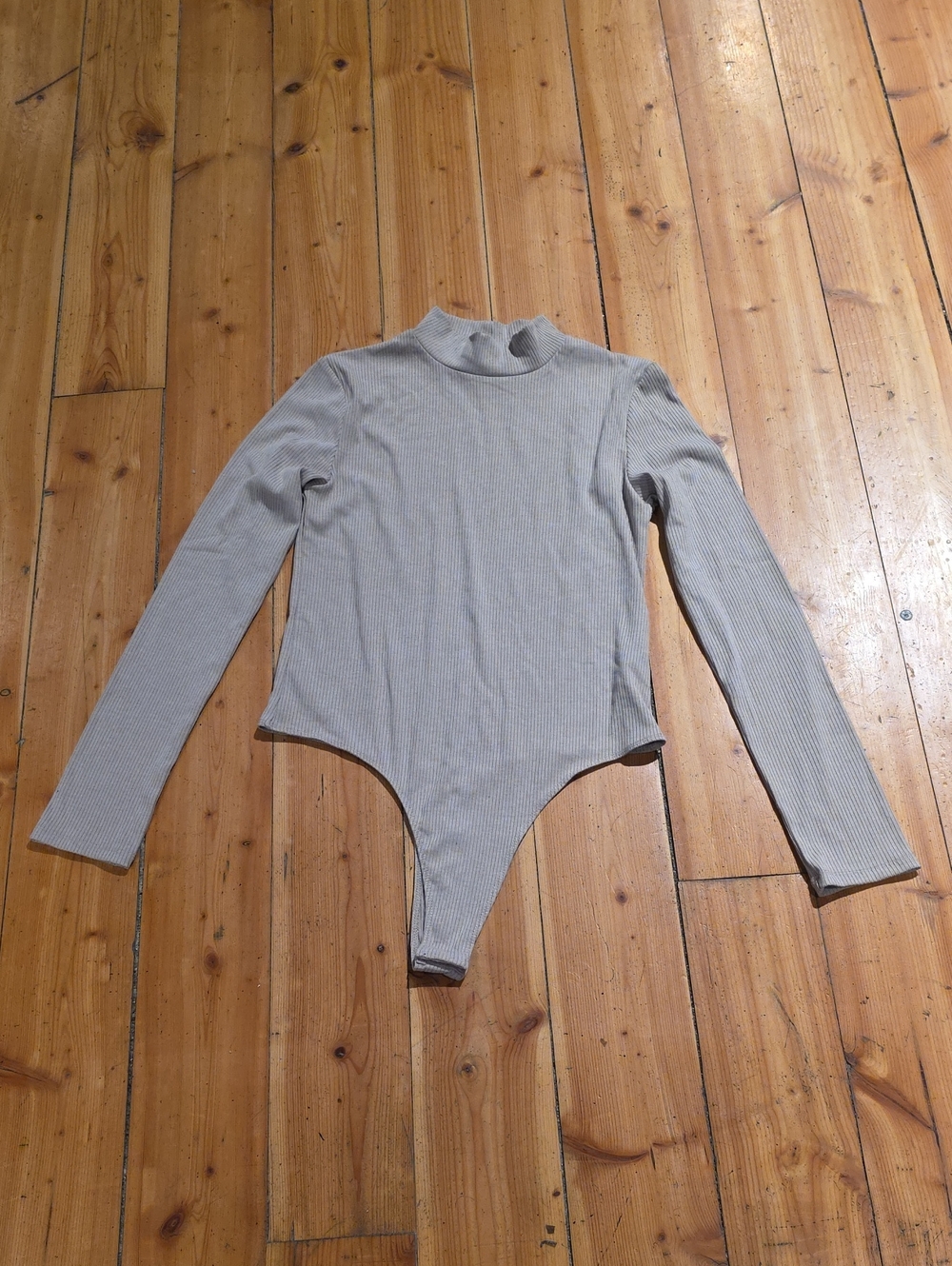 Streetwear Society Ribbed Mock Neck Long Sleeve Bodysuit - Light Gray